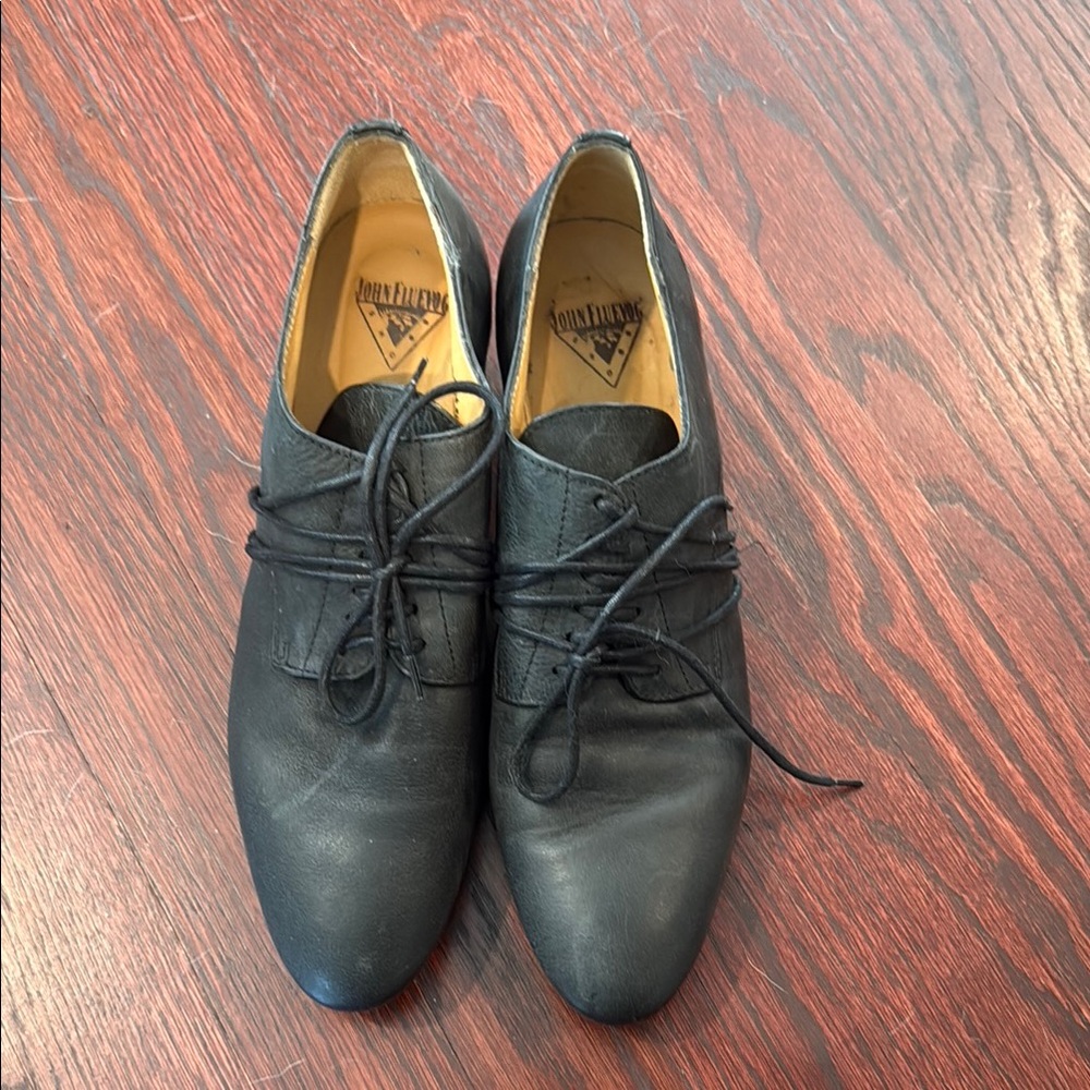 John Fluevog Black Leather Oxfords Classic Design